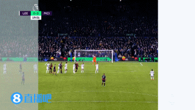 米切尔&莫布利首节合砍26分，其他队友合计只得7分