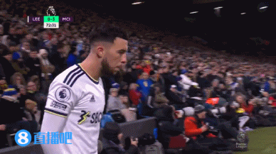 吉文：可能我有点老派，看不惯加纳乔走路歪着身子还挂条链子