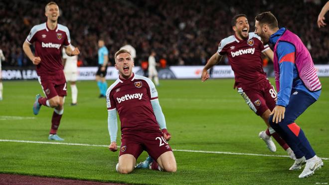 篮球战术中的挡拆精髓